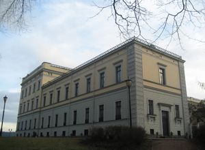 Slottet sett fra Slottsparken 2008.jpg