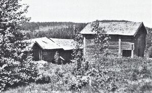 Smedtorpet øvre Brandval Finnskog uthus 1975.jpg