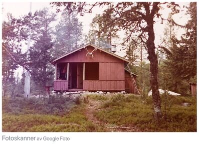 Smia med flaggstang 1973. Fotograf: Sigurd Rødsten