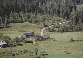 Snertingdal nordre under Sæter nordre 1962.jpg
