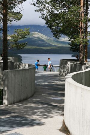 Sohlbergplassen utsiktsplattformen.jpg