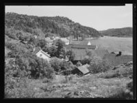 93. Sponvika - no-nb digifoto 20150218 00099 NB MIT FNR 17214.jpg