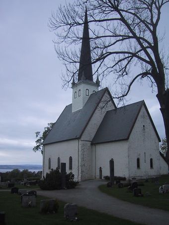 Stange kirke.JPG