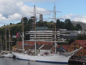 Statsraad Lehmkuhl i Tønsberg 2012.jpg