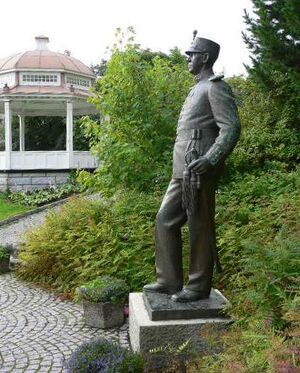 Statue Alfred Evensen 2008.jpg