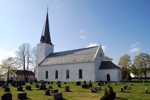 Stavsjø kirke 2007.jpg