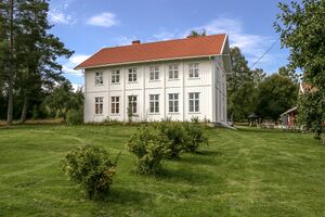 Stein skole 220814.jpg
