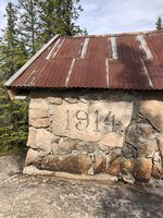 Hytta ble bygd i 1914. Foto: Inger-Marit Østby (2019).