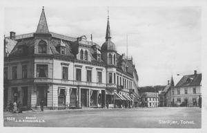 Steinkjer, Torvet - 1920-tallet.jpg