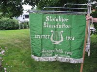 301. Steinkjer Blandakors fane.jpg