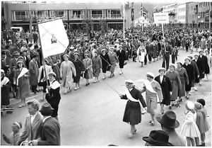 Steinkjer Damekor 17. mai 1977.jpg