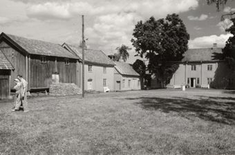 Stenberg, Oppland - Riksantikvaren-T138 01 0050.jpg