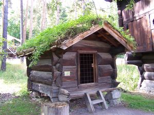 Stolpehus fra Kjelleberg i Valle Norsk Folkemuseum 6.JPG