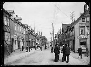 Storgata 87 ChrHaca1920.jpg