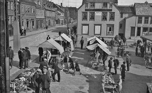 Stortorget. MBØien..jpg