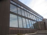 206. Stovner videregående skole inngangsparti.jpg