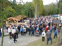 Arrangementer ved saga samler mange mennesker - her fra åpningen i 2009.