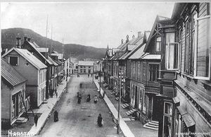 Strandgata, Harstad ca. 1910.jpg