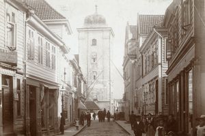 Strandgaten, Hordaland - Riksantikvaren-T248 02 0345.jpg