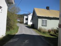 Straume i Skippergata. Vidare oppover er Åbø og så Reine. Foto: Olav Momrak-Haugan 2020