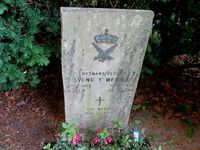 37. Svend Tostrup Wessel gravminne Bærum.jpg