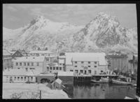286. Svolvær - no-nb digifoto 20151126 00066 NB MIT FNR 09857A.jpg