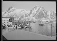 253. Svolvær - no-nb digifoto 20151126 00087 NB MIT FNR 09856.jpg