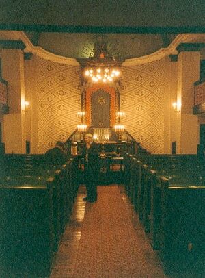Synagogen i Trondheim 1995.jpg