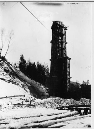 Syretårnet ved Skotselv Cellulosefabrik (oeb-176685).jpg