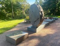 Den navnede minnelunden på Tanum kirkegård. Foto: Stig Rune Pedersen (2022)