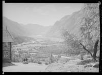 Utsyn mot Flatdal, 1935-1950. Foto: "Telemark, Flatdal" Nasjonalbiblioteket