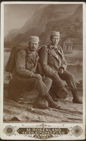 Thekla Resvoll og Andreas Holmen 1896.jpg