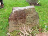 11. Thorleif Ellestad gravminne.jpg