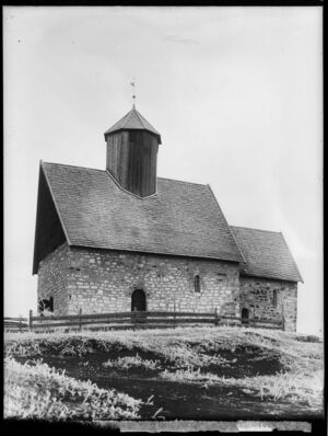 Tingelstad kirke - no-nb digifoto 20160120 00039 NB NS 000150D.jpg
