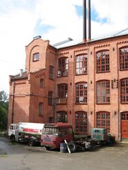 Fra fabrikkområdet. Foto: Hans P. Hosar (2012).
