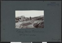 131. Tjølling, Rauer, Vasholmen. Utslepen rende - no-nb digifoto 20160317 00365 bldsa NGU0046.jpg