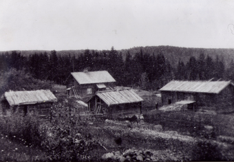 Tjernsli øvre under Grønnerud ca 1900.png