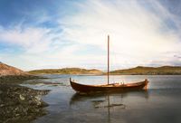 Seksæringen «Todalsgeita» fortøydd i ein Smøla-holme. Foto: Annar Thinn