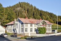 Høydalsmovegen 799, «Langgård», tidlegare Landgård hotell.