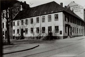 Tolbugata 4 Thomsegården NF.04511-017.jpg