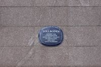 Tollbugata 1a: Tollboden. 59.90915° N 10.749776° Ø