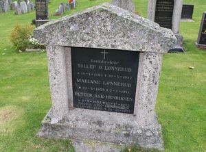 Tollef Olsen Lønnerud gravminne Konnerud kirkegård.jpg