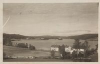 Mjær sett nordover, fra Tomter-området i Indre Østfold. Foto: Carl Normann/Nasjonalbiblioteket (1920–1930).