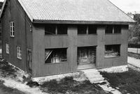 Tingstua. Foto: Halvor Vreim (1952).