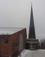 112. Tonsen kirke 2012.jpg