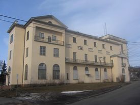 Tonsen transformatorstasjon i Sinsenveien ved Aker sykehus, oppført 1903, senere til- og ombygginger i 1909, 1922 og 1928, gjenoppbygget etter brann i 1933. Foto: Stig Rune Pedersen (2012)