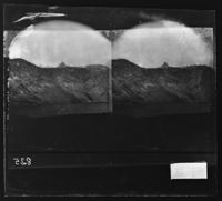 39. Top av Lilletind fra Gjerelvdal, Folda. Stereoskop - NB bldsa OTO0825 A.jpg