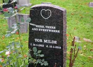 Tor Milde gravminne Oslo.jpg