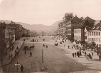 91. Torgallmenning Torgalmenningen Torvalmenningen, Hordaland - Riksantikvaren-T248 01 0569.jpg