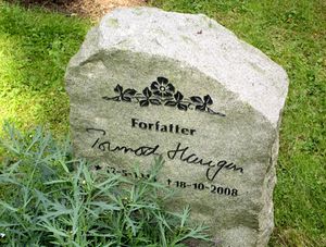 Tormod Haugen gravminne Vestre gravlund Oslo.jpg